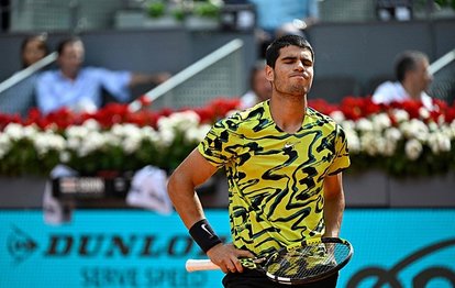 Carlos Alcaraz Wimbledon’dan çekildi
